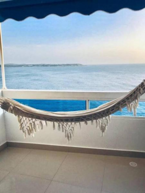 Hermoso apartamento con vista al mar